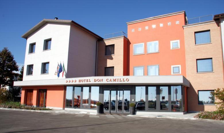Hotel Don Camillo Brescello Exterior photo
